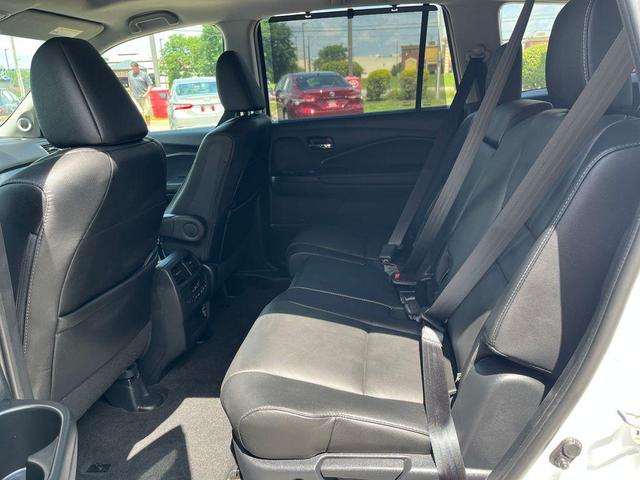 Photo of 2022 Platinum White Pearl Honda Pilot
