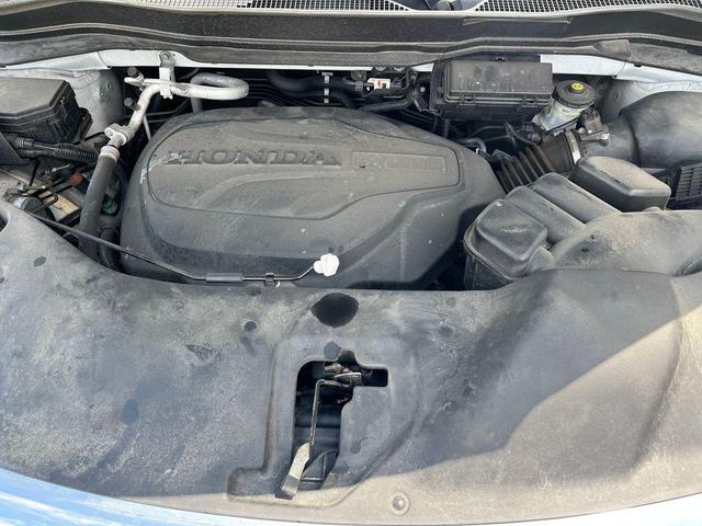 Photo of 2022 Platinum White Pearl Honda Pilot