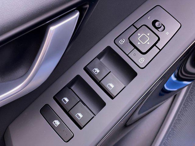 Photo of 2025 Mineral Blue Kia Niro Plug-In Hybrid