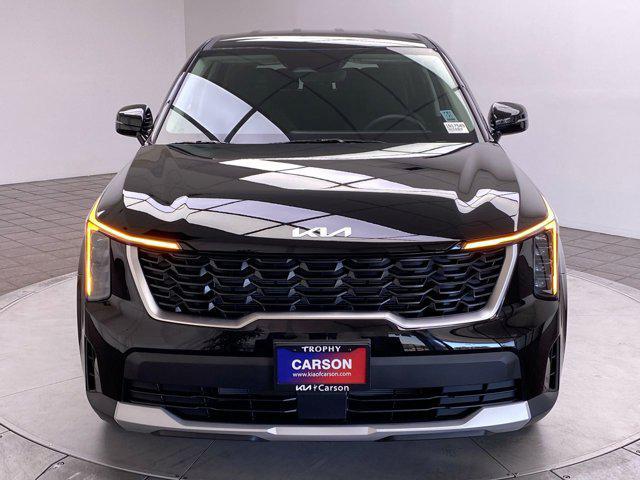 Photo of 2025 Ebony Black Kia Sorento