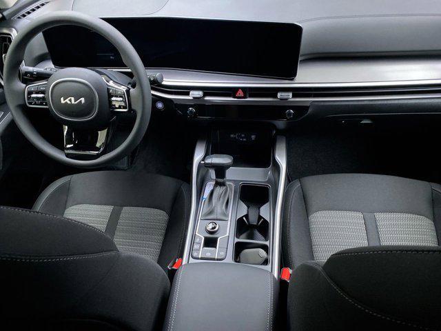 Photo of 2025 Ebony Black Kia Sorento