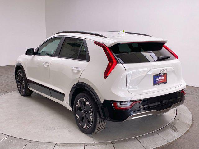 Photo of 2025 SNOWWHITE Kia Niro EV