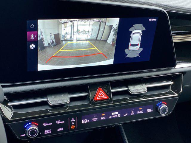 Photo of 2025 SNOWWHITE Kia Niro EV