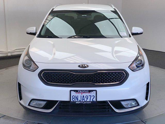 Photo of 2019 Snow White Pearl Kia Niro