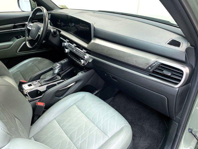 Photo of 2023 Jungle Green Kia Telluride