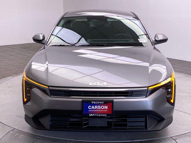 Photo of 2025 Steel Gray Kia K4
