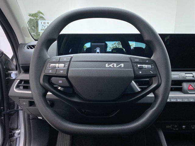Photo of 2025 Steel Gray Kia K4