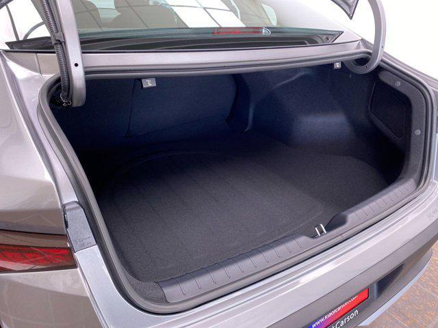 Photo of 2025 Steel Gray Kia K4