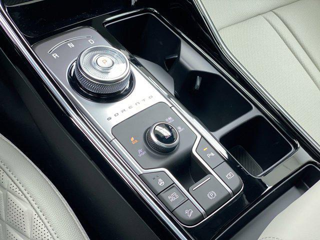 Photo of 2025 Mineral Blue Kia Sorento Hybrid