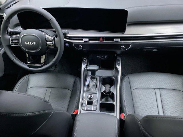 Photo of 2025 Ebony Black Kia Sorento