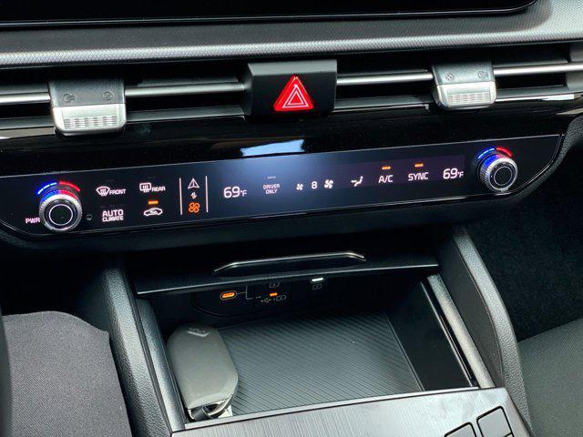Photo of 2026 STEELGREY Kia Sportage Hybrid