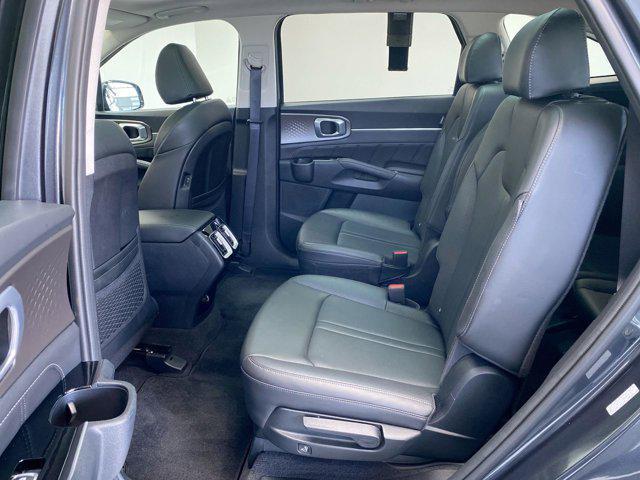 Photo of 2024 Gravity Grey Kia Sorento