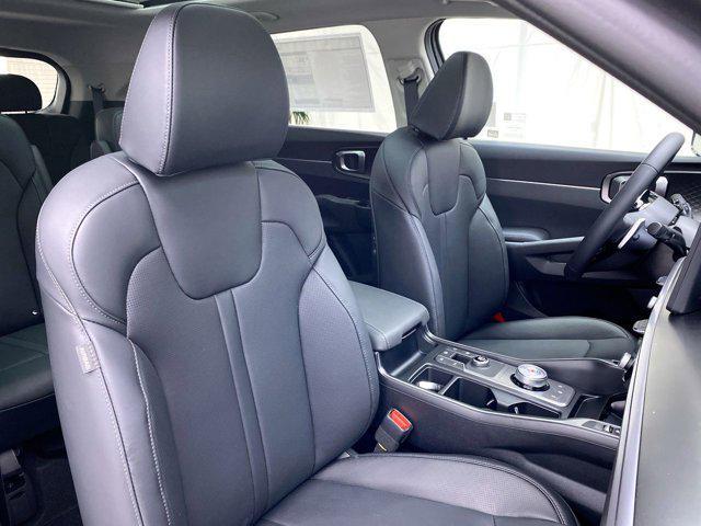 Photo of 2025 STEELGREY Kia Sorento Hybrid