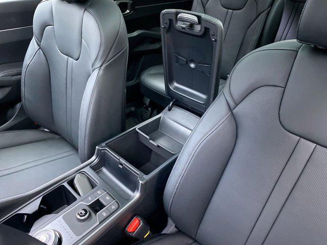 Photo of 2025 STEELGREY Kia Sorento Hybrid