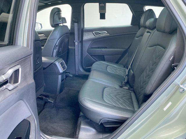 Photo of 2025 Jungle Green Kia Sportage