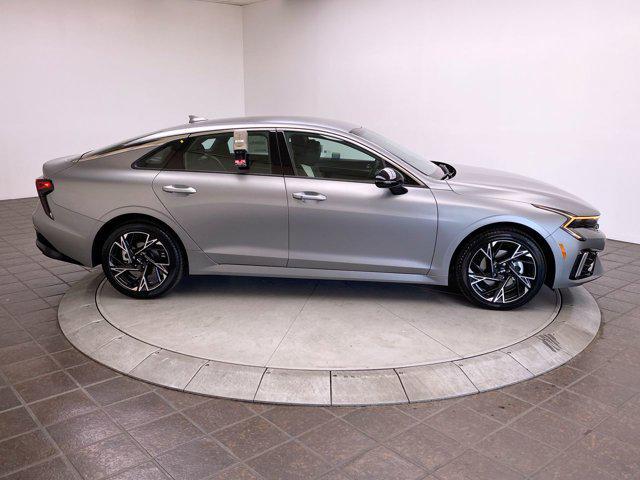 Photo of 2025 Steel Matte Gray Kia K5