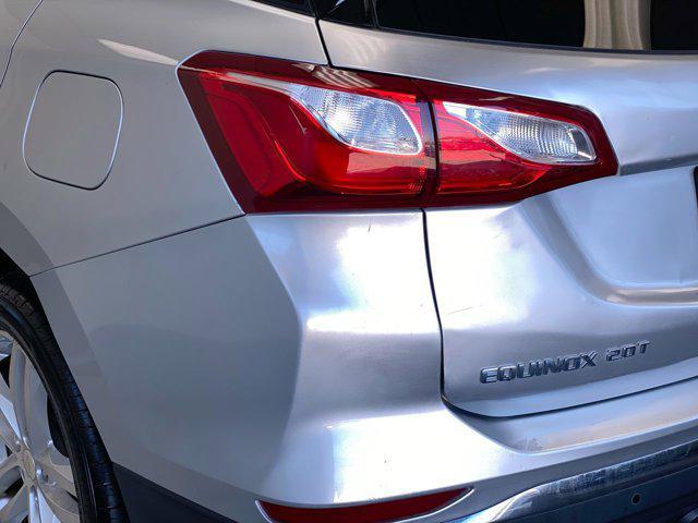 Photo of 2019 Silver Ice Metallic Chevrolet Equinox
