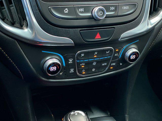 Photo of 2019 Silver Ice Metallic Chevrolet Equinox