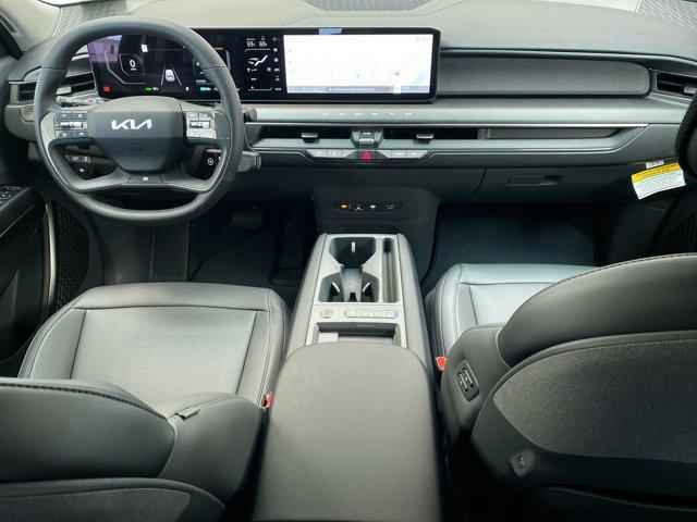 Photo of 2026 Glacial White Pearl Kia EV9
