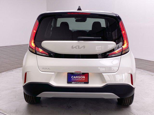Photo of 2025 Snow White Pearl Kia Soul