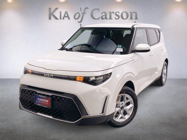 Photo of 2025 Snow White Pearl Kia Soul