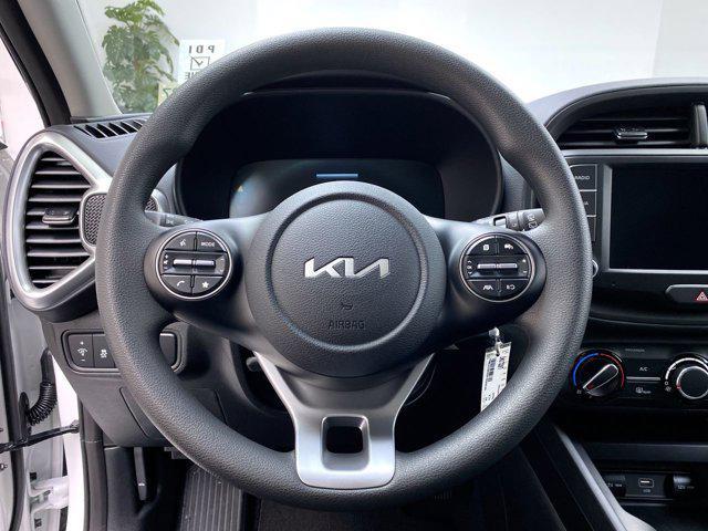 Photo of 2025 Snow White Pearl Kia Soul