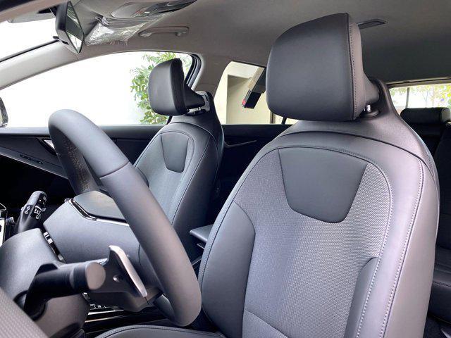 Photo of 2025 Steel Gray Kia Niro EV