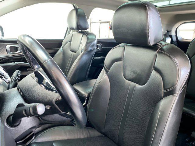 Photo of 2022 Everlasting Silver Kia Sorento