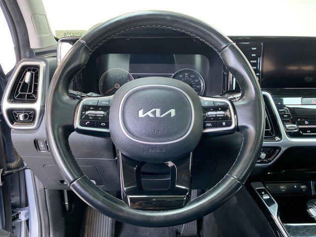 Photo of 2022 Everlasting Silver Kia Sorento