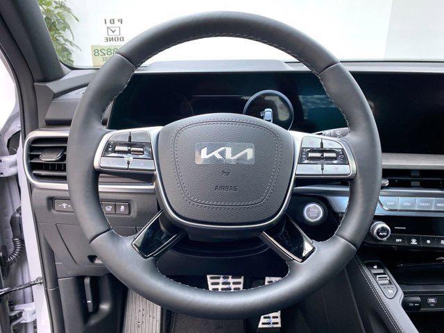 Photo of 2025 Wolf Gray Kia Telluride