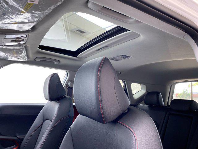 Photo of 2025 SNOWWHITE Kia Soul