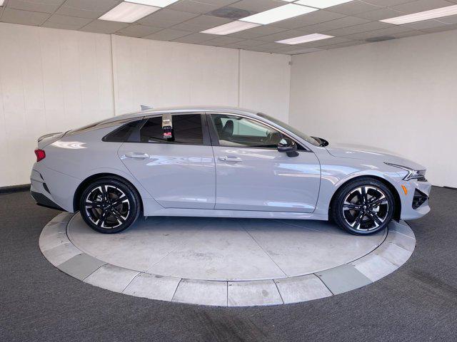 Photo of 2022 Wolf Gray Kia K5