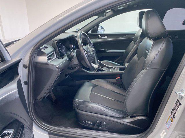 Photo of 2022 Wolf Gray Kia K5