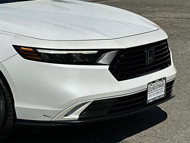 Photo of 2023 White Honda Accord