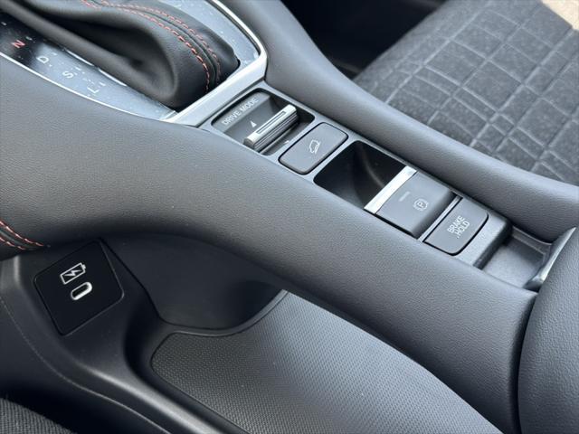 Photo of 2026 Crystal Black Pearl Honda HR-V