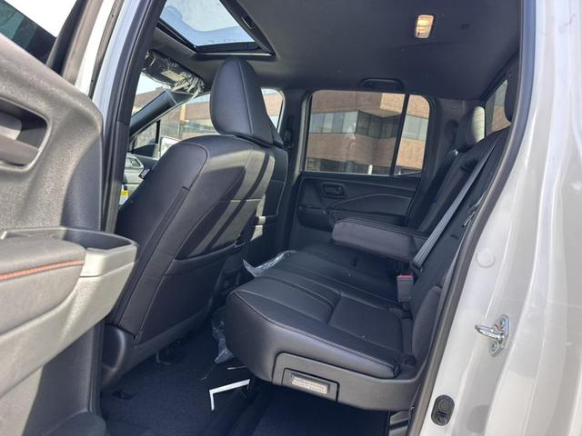 Photo of 2025 Platinum White Honda Ridgeline