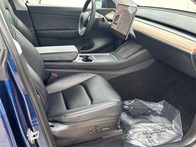 Photo of 2021 Blue Tesla Model Y