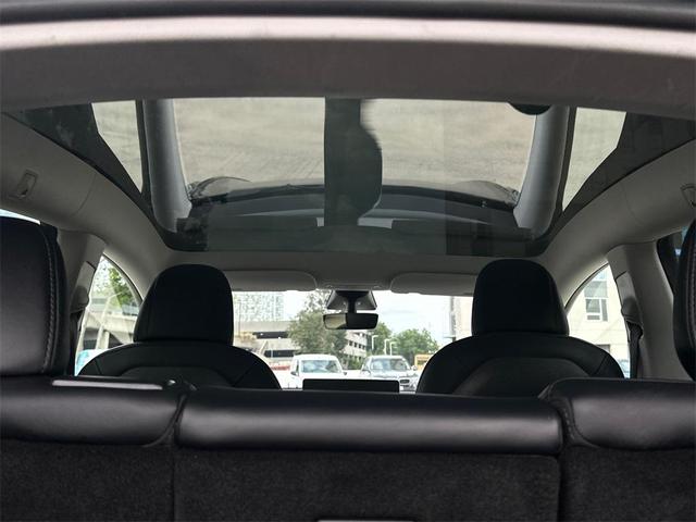 Photo of 2021 Blue Tesla Model Y