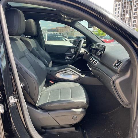 Photo of 2022 Obsidian Black Metallic Mercedes-Benz GLE 350