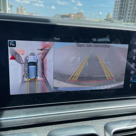 Photo of 2022 Obsidian Black Metallic Mercedes-Benz GLE 350