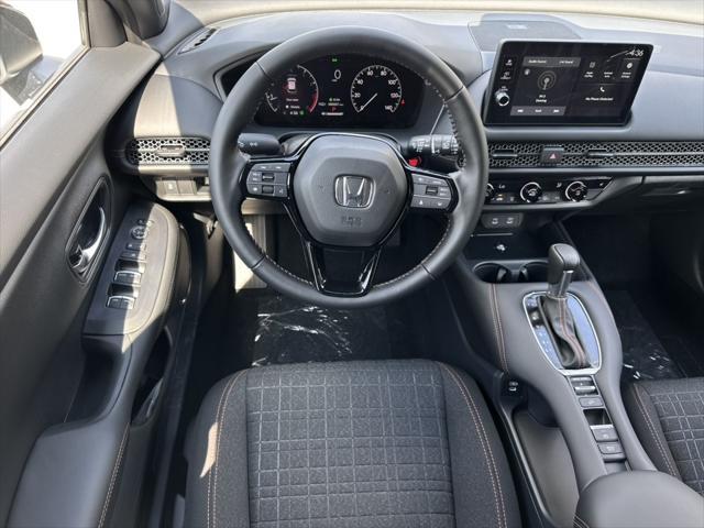 Photo of 2026 Platinum White Honda HR-V