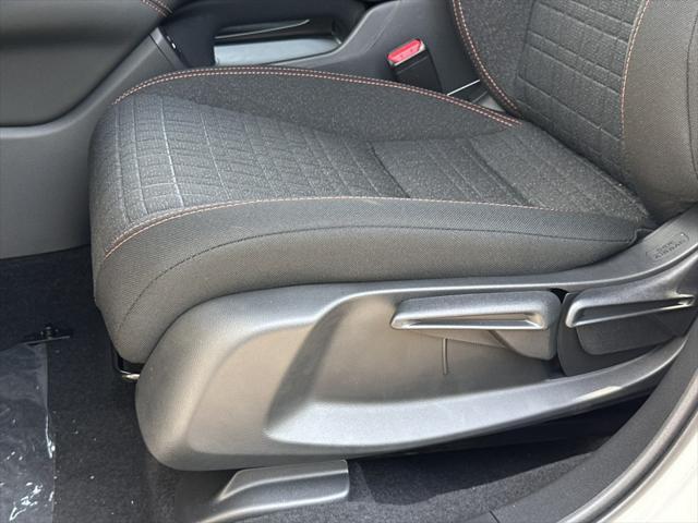 Photo of 2026 Platinum White Honda HR-V