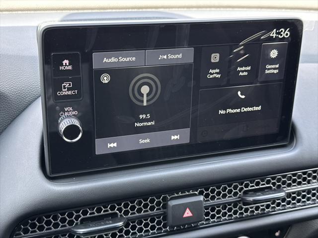 Photo of 2026 Platinum White Honda HR-V
