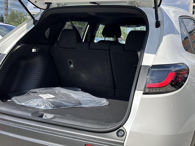 Photo of 2026 Platinum White Honda HR-V
