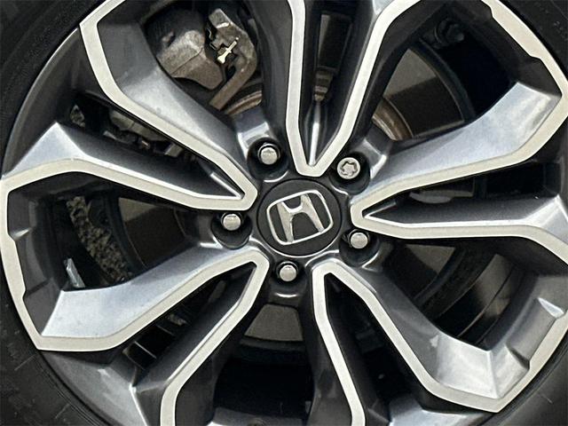 Photo of 2022 Platinum White Pearl Honda CR-V