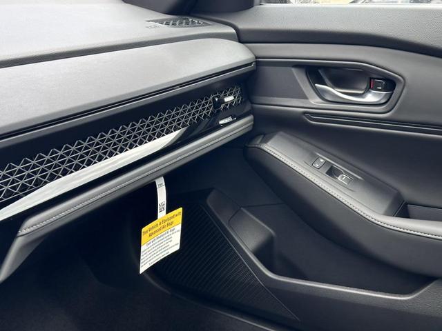 Photo of 2025 Crystal Black Pearl Honda Accord Hybrid