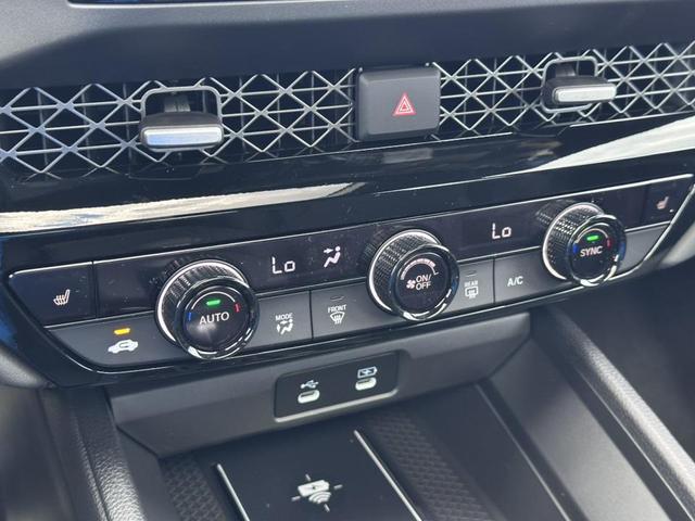 Photo of 2025 Crystal Black Pearl Honda Accord Hybrid