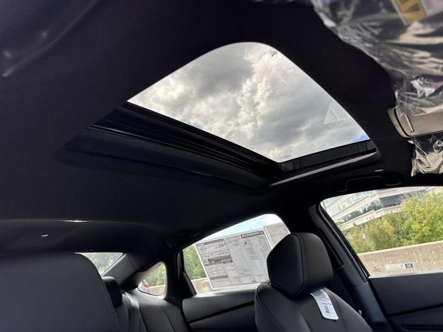 Photo of 2025 Crystal Black Pearl Honda Accord Hybrid