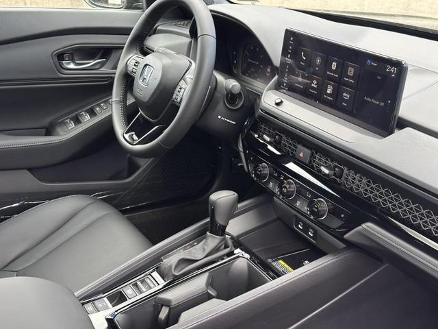 Photo of 2025 Crystal Black Pearl Honda Accord Hybrid