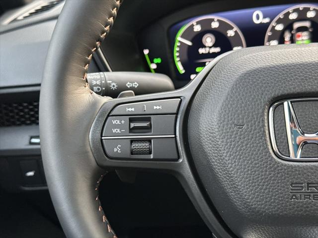 Photo of 2026 Platinum White Honda CR-V Hybrid